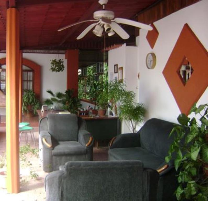 Hotel Jackie'S House 蓬塔雷纳斯 外观 照片